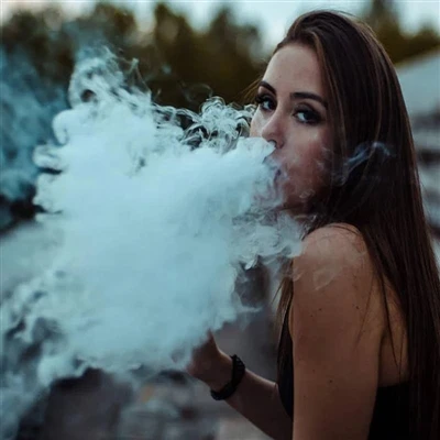 Varför hostar du när du röker e-cigaretter?
